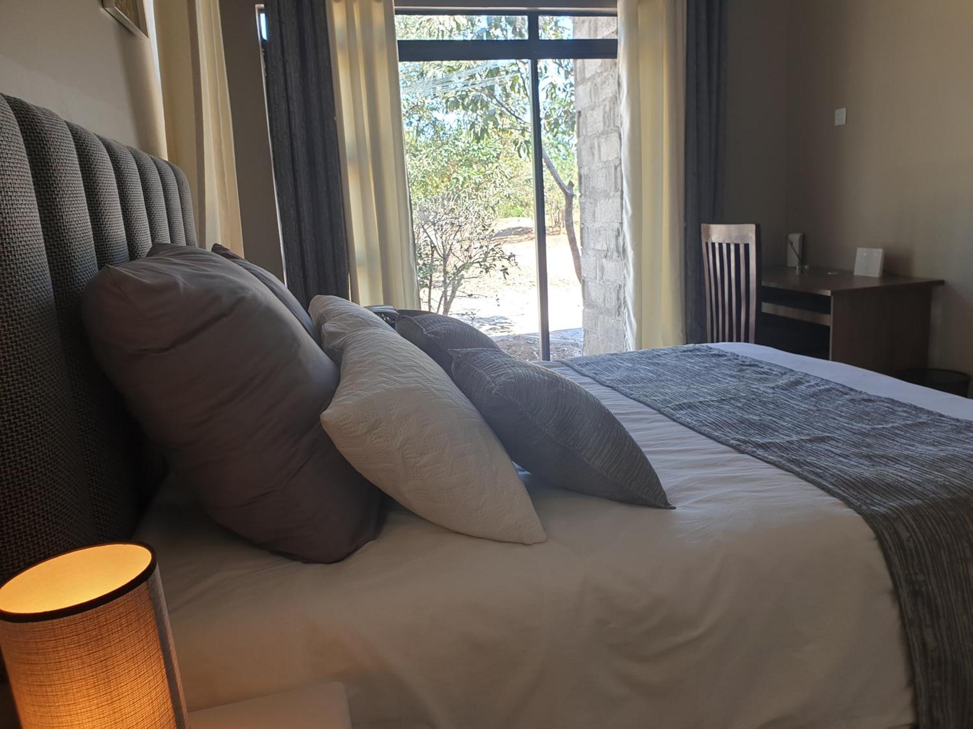 Villa Lombe, Off Great East Road, Silverest Silver Rest 外观 照片